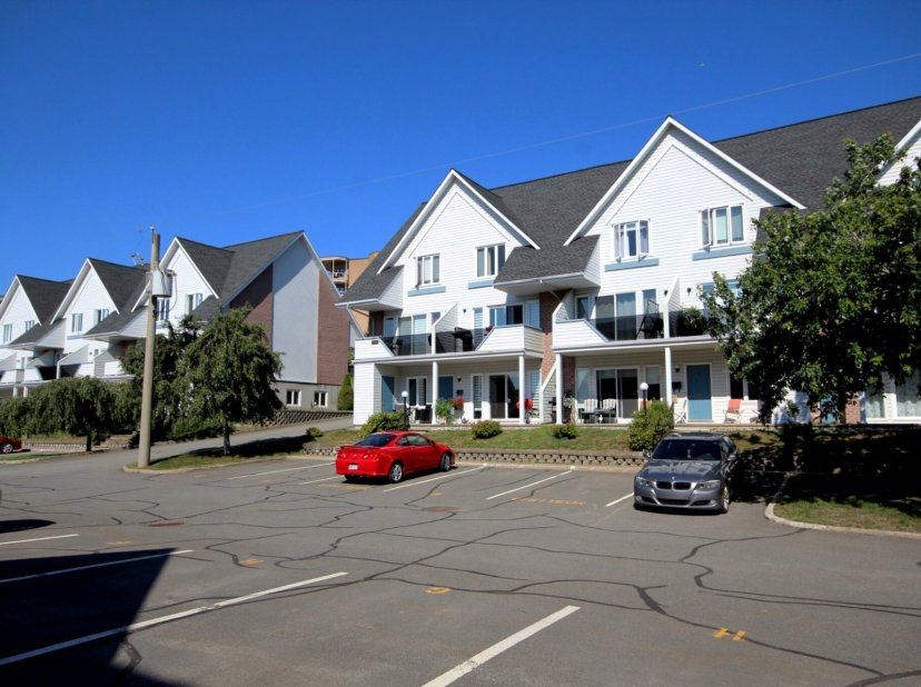 Les Immeubles GLMC Appartement 180 Boul. de l'HôteldeVille